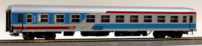 Passenger car 2nd class type Y<br /><a href='images/pictures/ACME/52821.jpg' target='_blank'>Full size image</a>